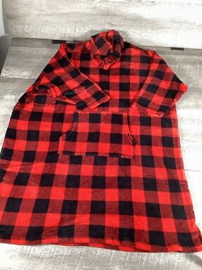 Meundies Red & Black Buffalo Plaid Fleece Tunic with Front Pocket